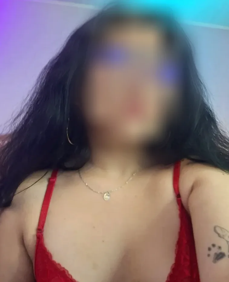 Amina, 23 anni