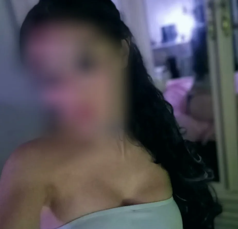 Laura, 34 anni